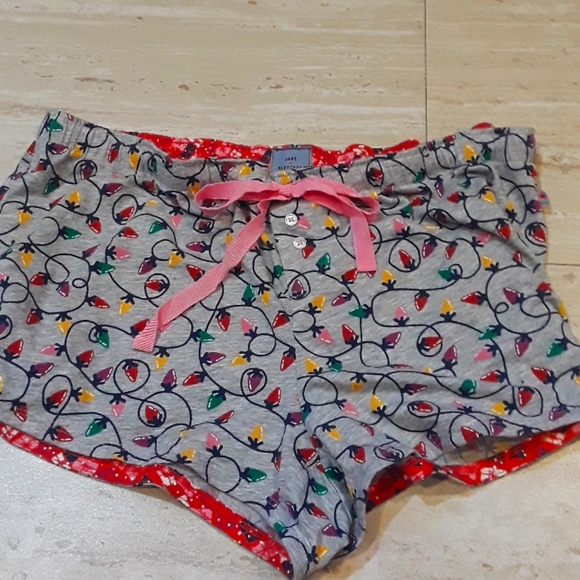Jane and Bleecker Other - Jane and Bleecker festive sleep shorts